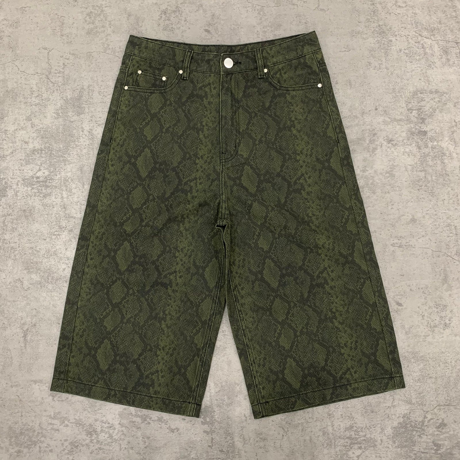 Custom Men's Straight Green Snake Jeans Shorts With Digital Printing