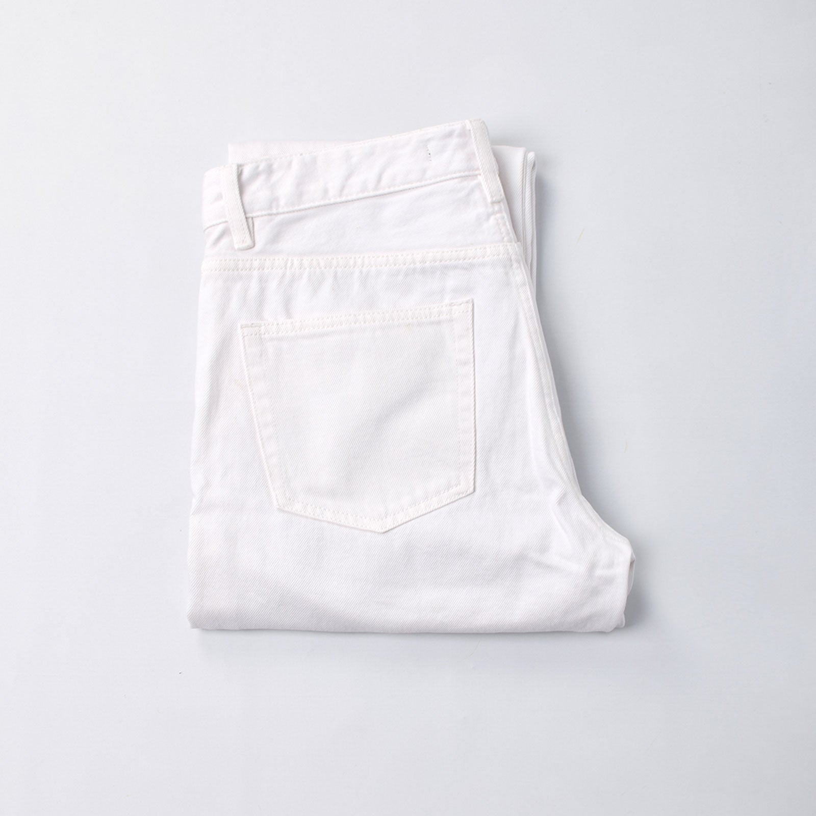 Custom Men's White Plain Tapered Fit Denim Jeans