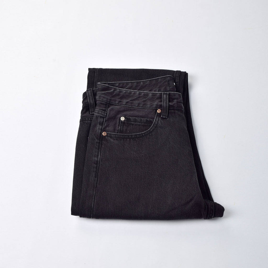 Custom Men's Black Tapered Fit Denim Jeans